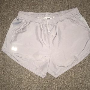 Under armor grey shorts with pockets